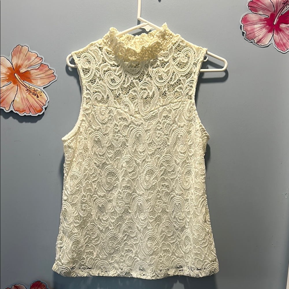 PerSeption Concept Cream Ruffled Bib Collar Blouse